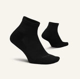 Feetures - Therapeutic Cushion Quarter Socks - Black or White